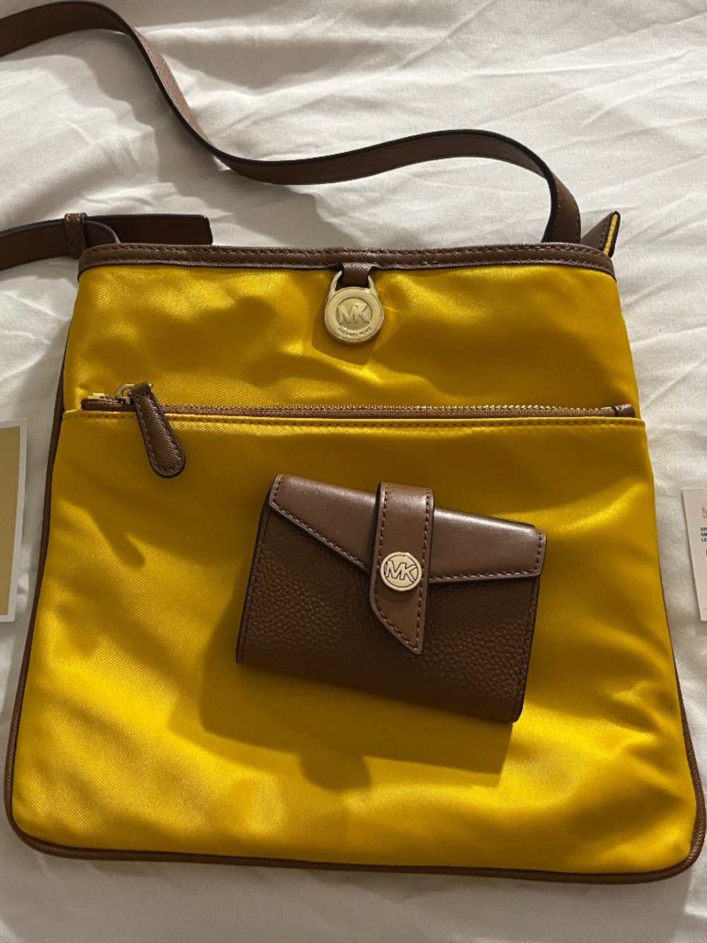 LIKE NEW MICHAEL KORS YELLOW NYLON CROSSBODY PURSE And SMALL LEATHER WALLET!!